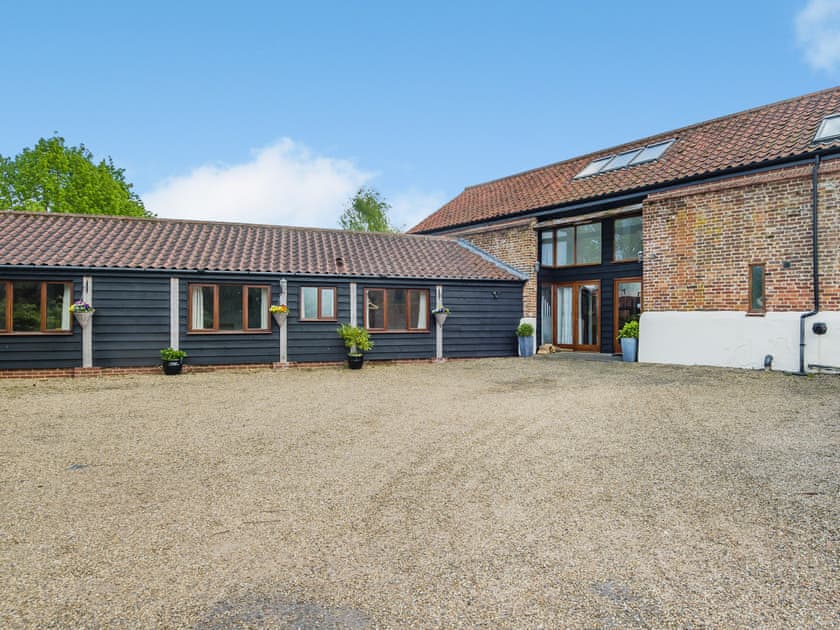 Exterior | Willow Barn - Beech Farm Barns, Neatishead, near Norwich