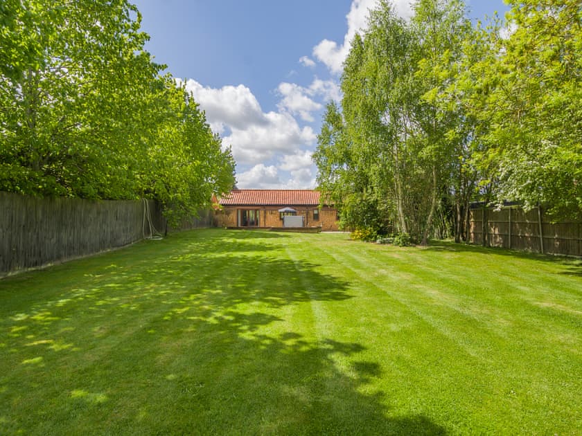 Garden | Beech Barn - Beech Farm Barns, Neatishead, near Norwich