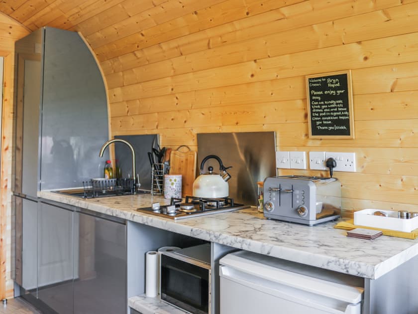 Open plan living space | Bryn Hafod - Anglesey Holiday Pods, Brynsiencyn, near Newborough