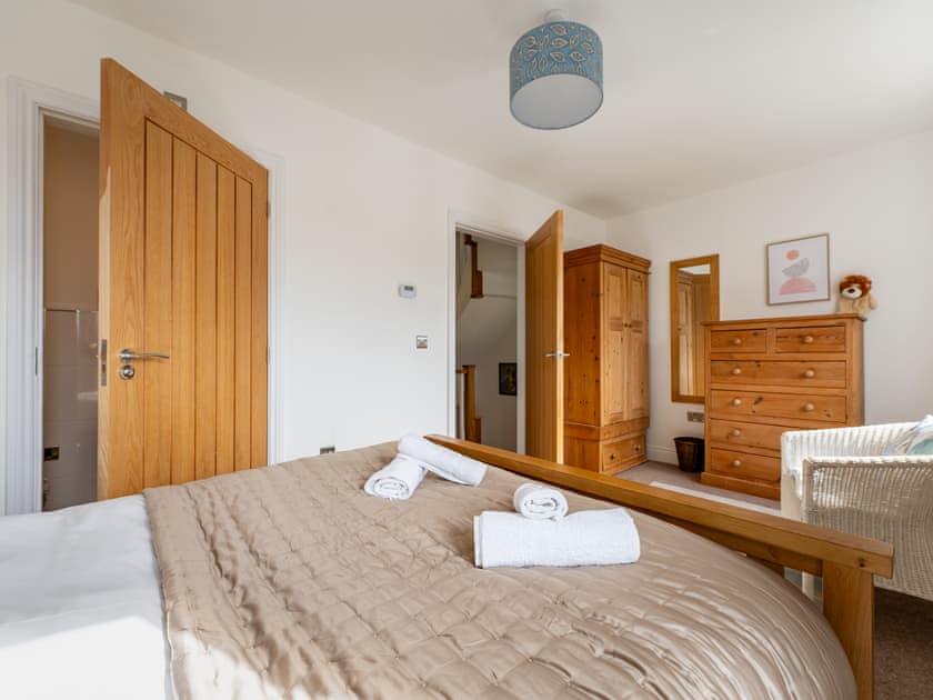 Double bedroom | Claremont, Whitby