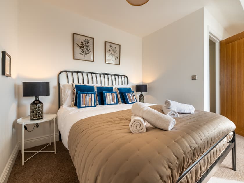 Double bedroom | Claremont, Whitby