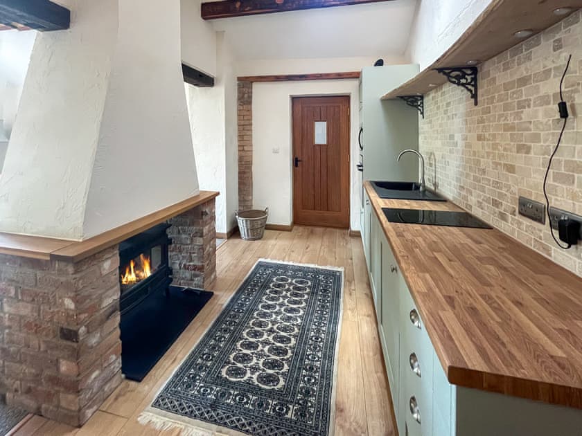 Kitchen | Broadlea, North Green