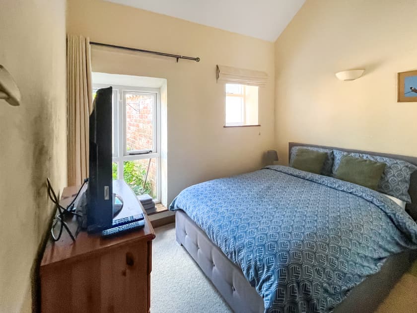 Double bedroom | Broadlea, North Green