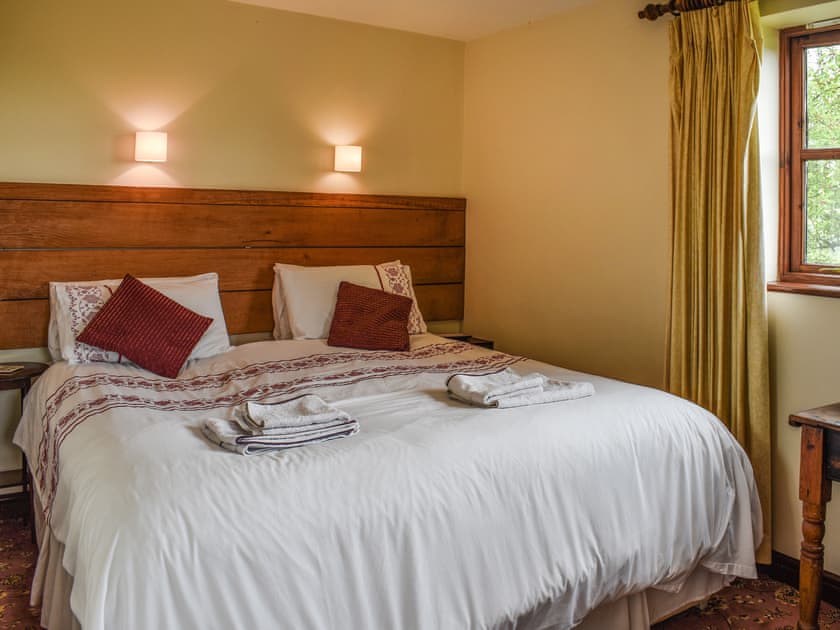 Double bedroom | Bryn Cosyn, Chepstow, near Monmouth
