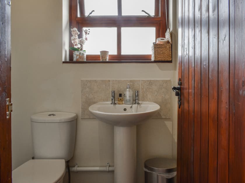 Bathroom | Bryn Cosyn, Chepstow, near Monmouth