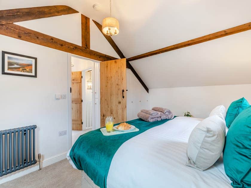 Double bedroom | Haystack Haven - Carr View Farm, Hope Valley
