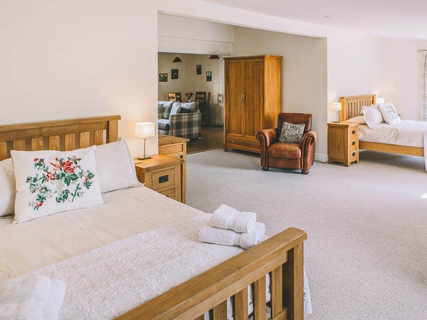 Bedroom | The Shooting Lodge - Stowlangtoft Estate, Bury St. Edmunds