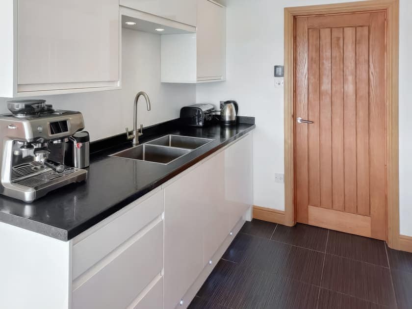 Kitchen | Ocean View, Mawgan Porth