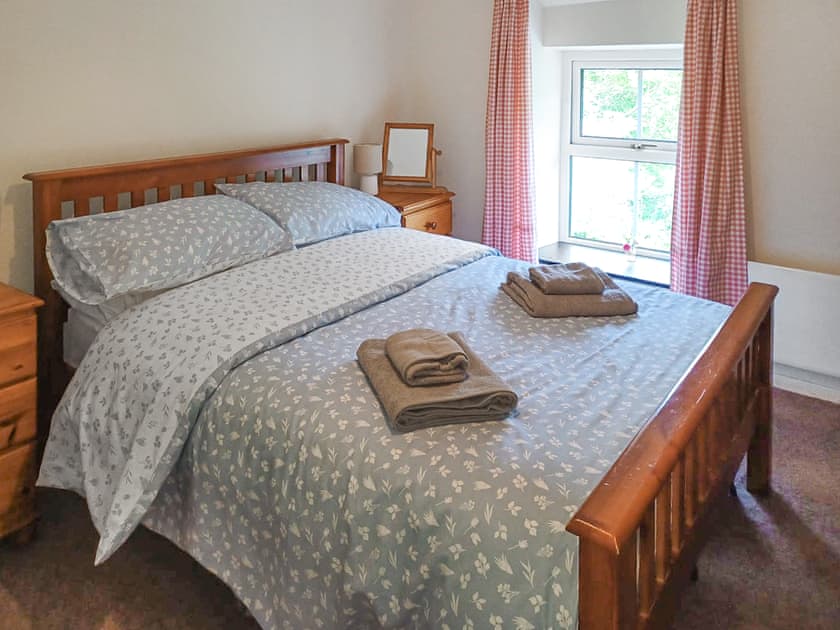 Double bedroom | Edward Terrace Cottage, Rhyd Ddu, near Beddgelert