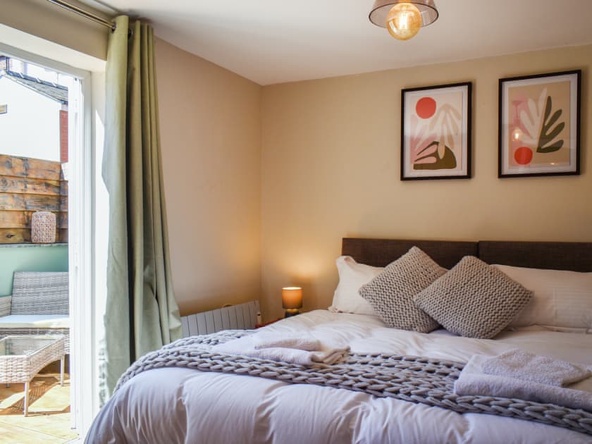 Double bedroom | Normanby House, Whitby