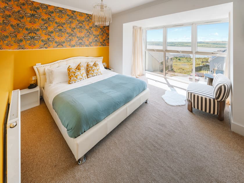 Double bedroom | Crescent House, Pennar