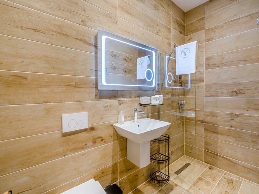Shower room | Auld Kirk House, Duns