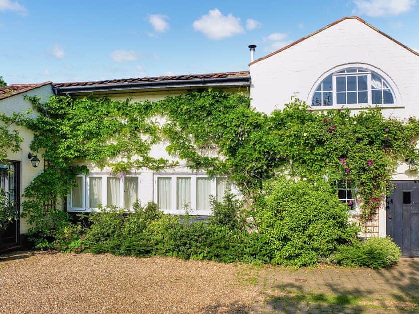 Exterior | Dove Cottage - Wissett Place Cottages, Halesworth