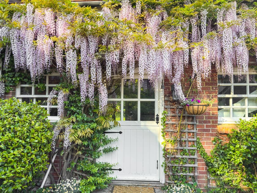 Exterior | The Coach House, Hailsham, near Battle