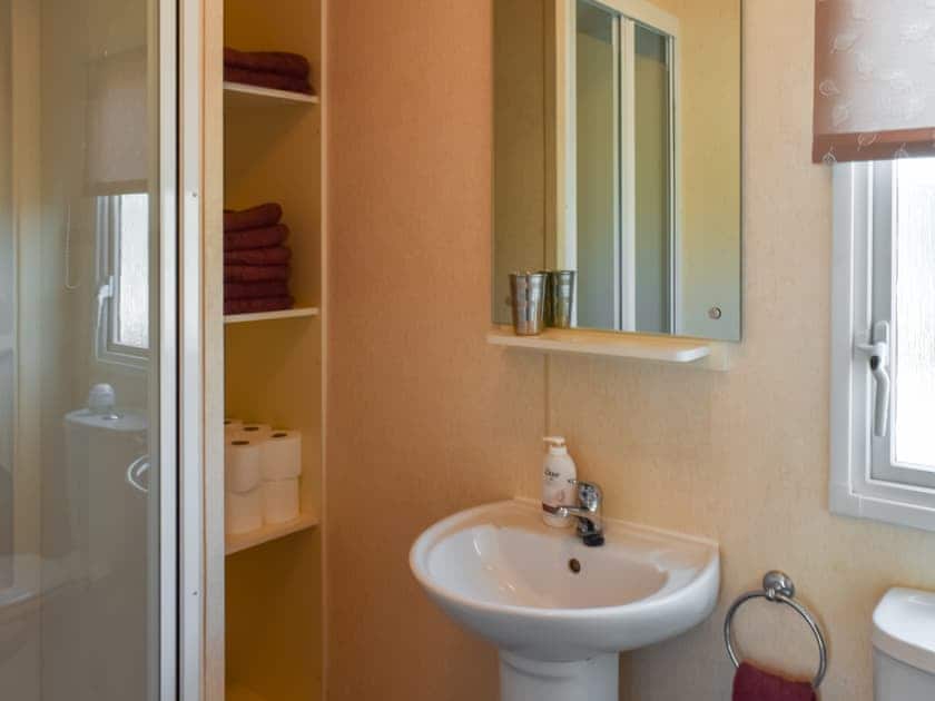 Bathroom | Waterlily, Lancaster