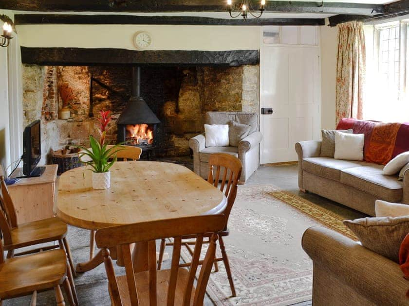 Living room/dining room | Round Chimneys Farm - Churchill Cottage, Glanvilles Wootton, Sherborne