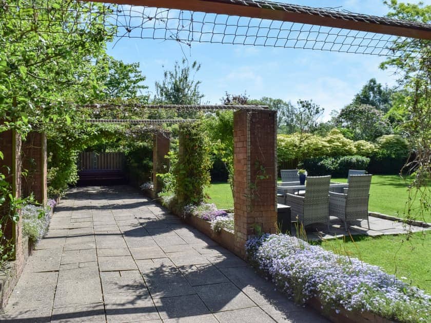 Sitting-out-area | Swallow Cottage - Swans Rest, Singleton, near Poulton-Le-Fylde