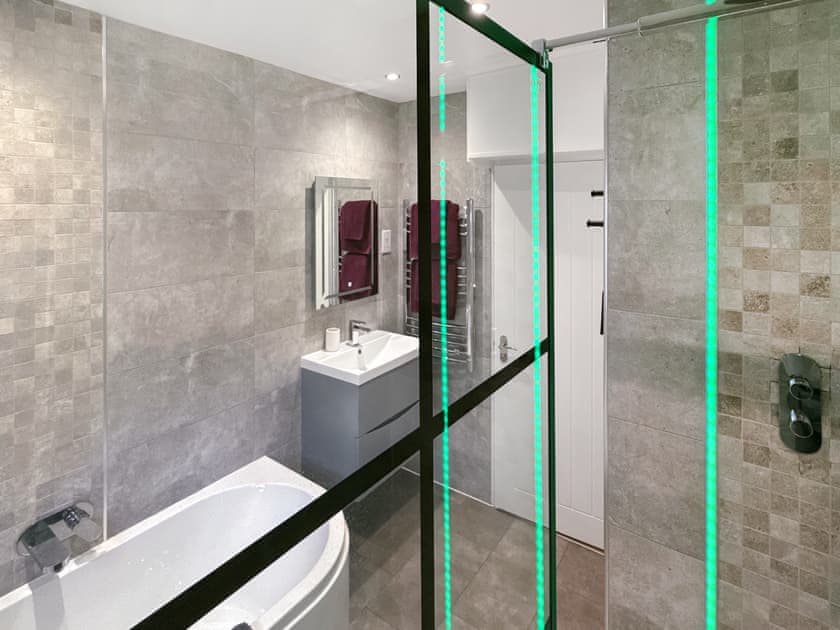 Bathroom | Jasmin, Somerset, near Chard