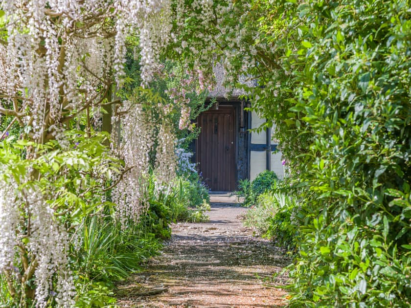 Exterior | Glebe Cottage, Callow End, Worcester