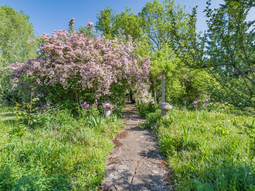 Garden | Glebe Cottage, Callow End, Worcester