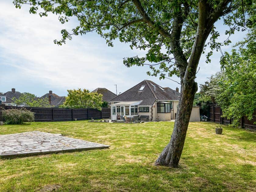 Exterior | Glenmore Gardens, Weymouth