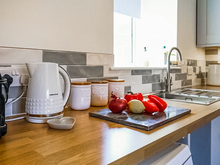 Kitchen | Barley Cottage, Ryme Intrinseca