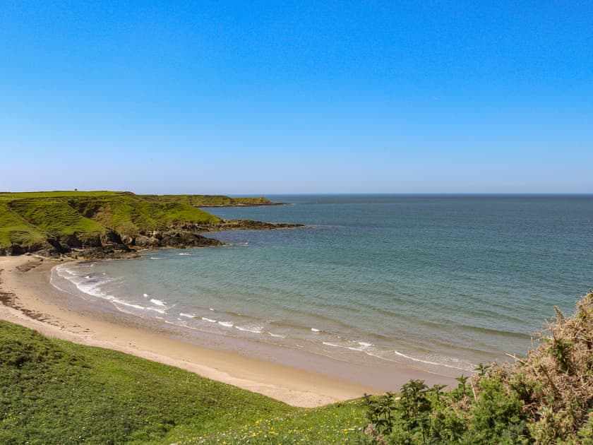 Surrounding area | Fron Deg, Tudweiliog