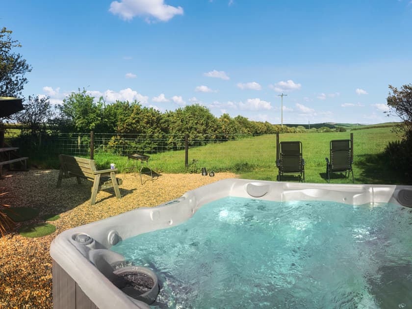 Hot tub | Hafan Fach, Pembroke