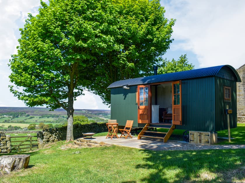 Exterior | Barn Owl Hut - Hollins Farm Shepherd Huts, Westerdale, near Whitby
