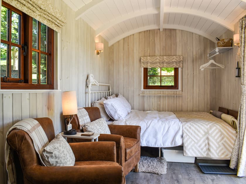 Open plan living space | Barn Owl Hut - Hollins Farm Shepherd Huts, Westerdale, near Whitby