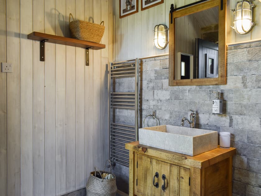 Shower room | Barn Owl Hut - Hollins Farm Shepherd Huts, Westerdale, near Whitby