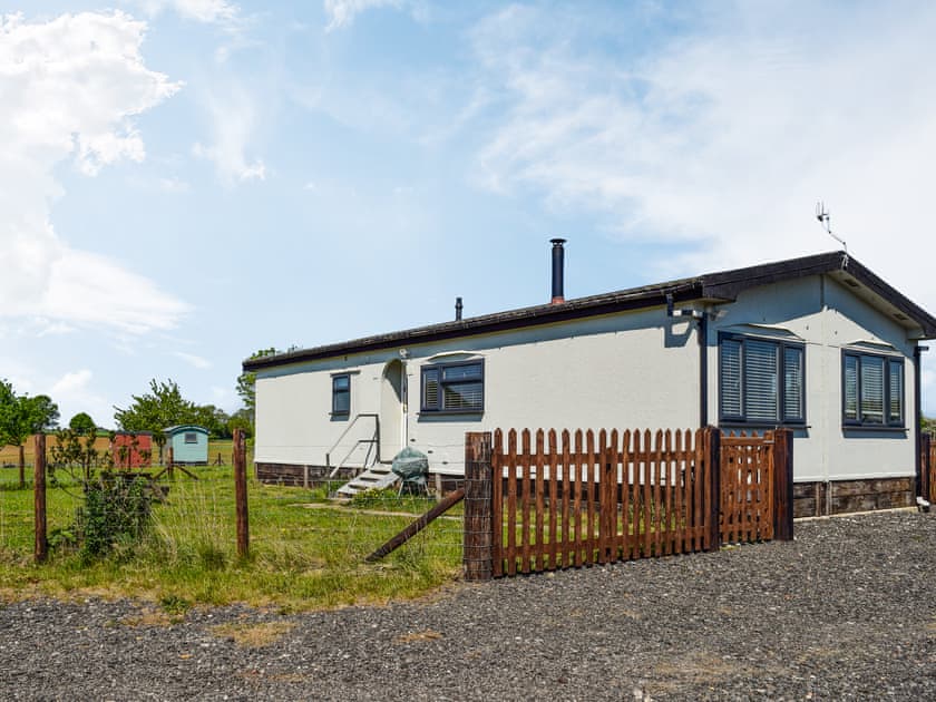 Exterior | The Cabin - Rectory Farm, Northampton