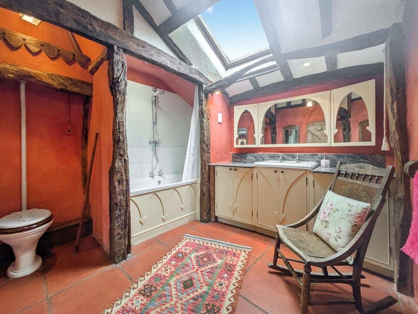 Bathroom | Stable End - Wissett Place Cottages, Halesworth