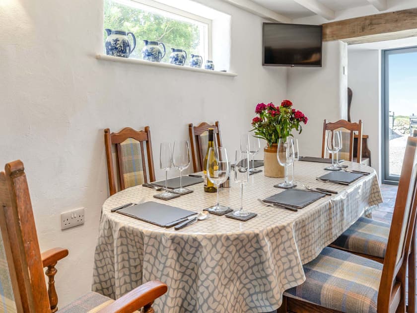 Dining Area | Ty Gladys, St. Davids