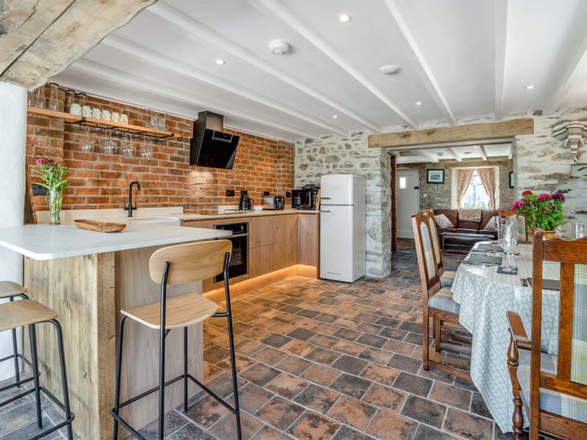 Kitchen/diner | Ty Gladys, St. Davids