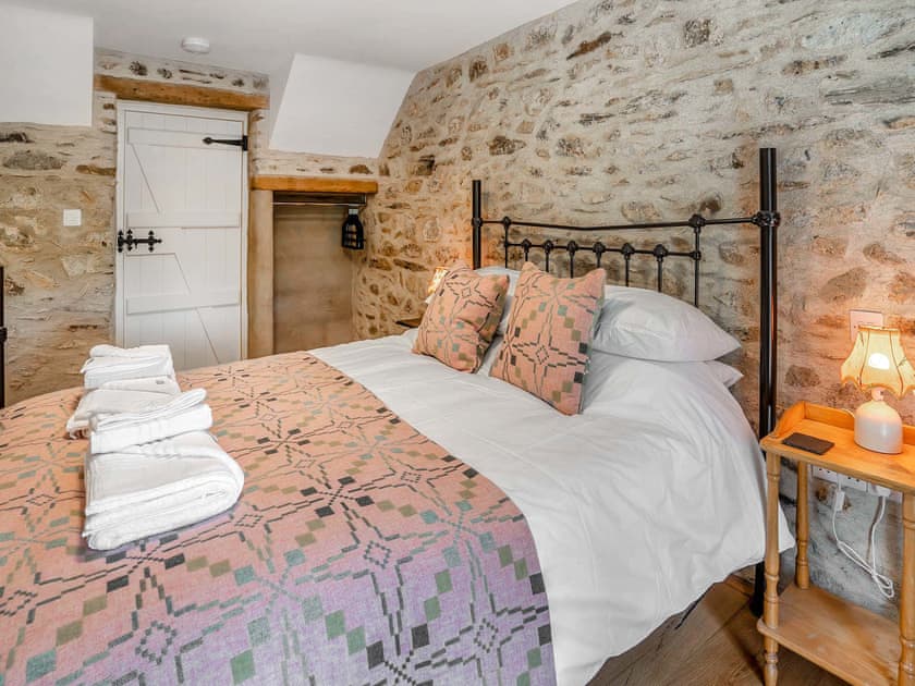 Double bedroom | Ty Gladys, St. Davids