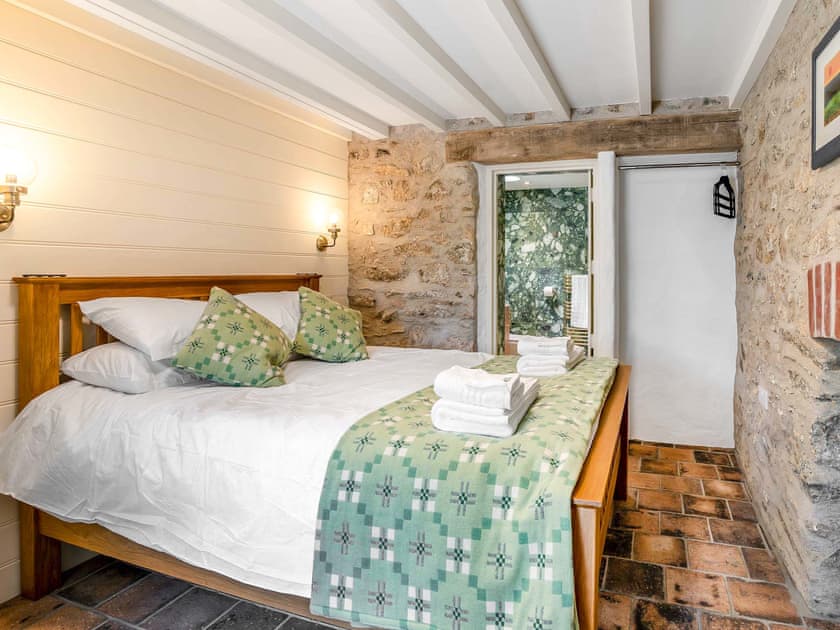 Double bedroom | Ty Gladys, St. Davids