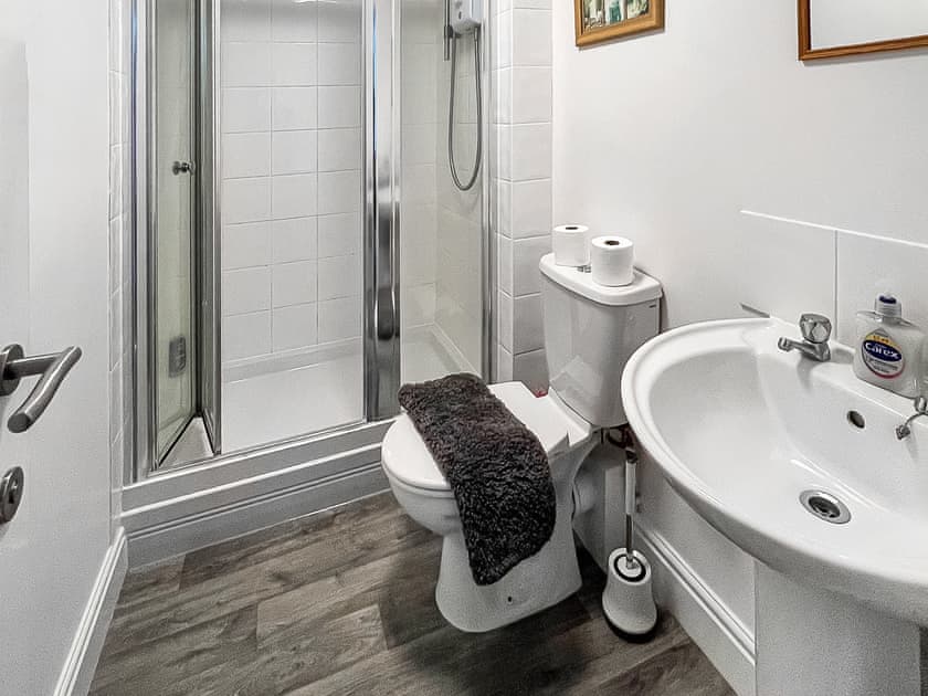 Bathroom | Moglett Cottage, Fincham, near King’s Lynn