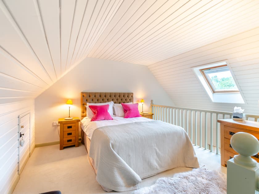 Double bedroom | Cherry Tree Cottage, Otterden, near Faversham