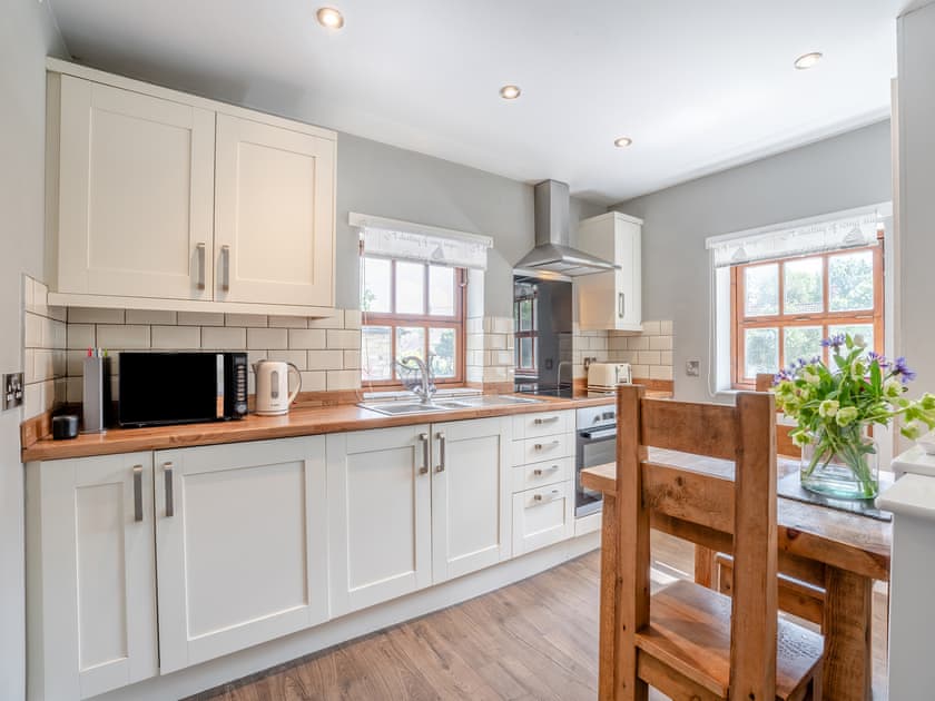 Kitchen/diner | Tavern Cottage - Tavern Cottages, Newsham, near Richmond