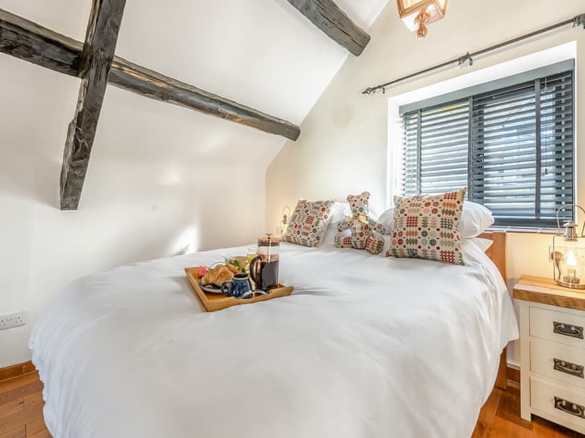 Double bedroom | Coach House - Gaer Cottages, Cribyn, Lampeter