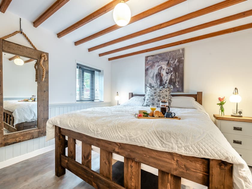 Double bedroom | Shire - Gaer Cottages, Cribyn, Lampeter
