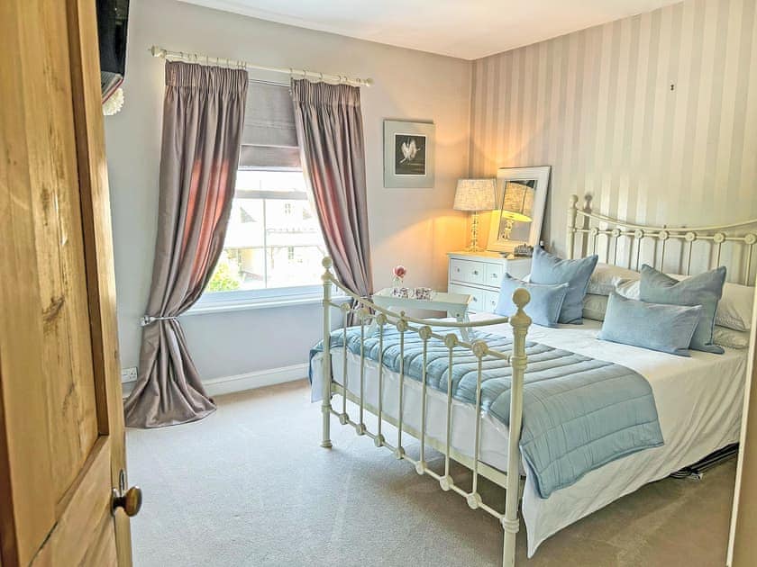 Double bedroom | Lavender Cottage, Frinton-on-Sea