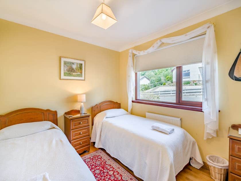 Twin bedroom | Kilbride, Lamlash