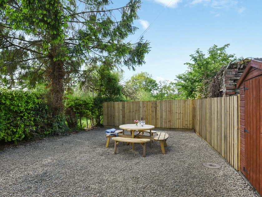 Sitting-out-area | Ford Farm, Ludlow