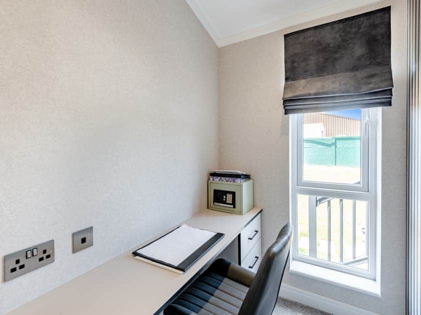 Interior | Sunnyfields, Cambridge