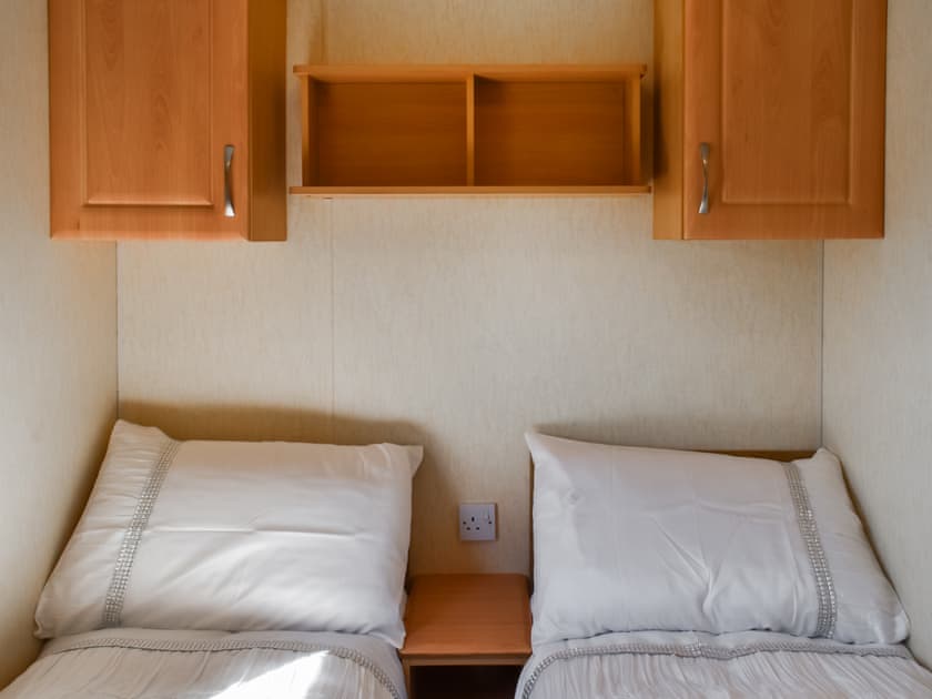 Twin bedroom | Suki’s Shore, Lancaster