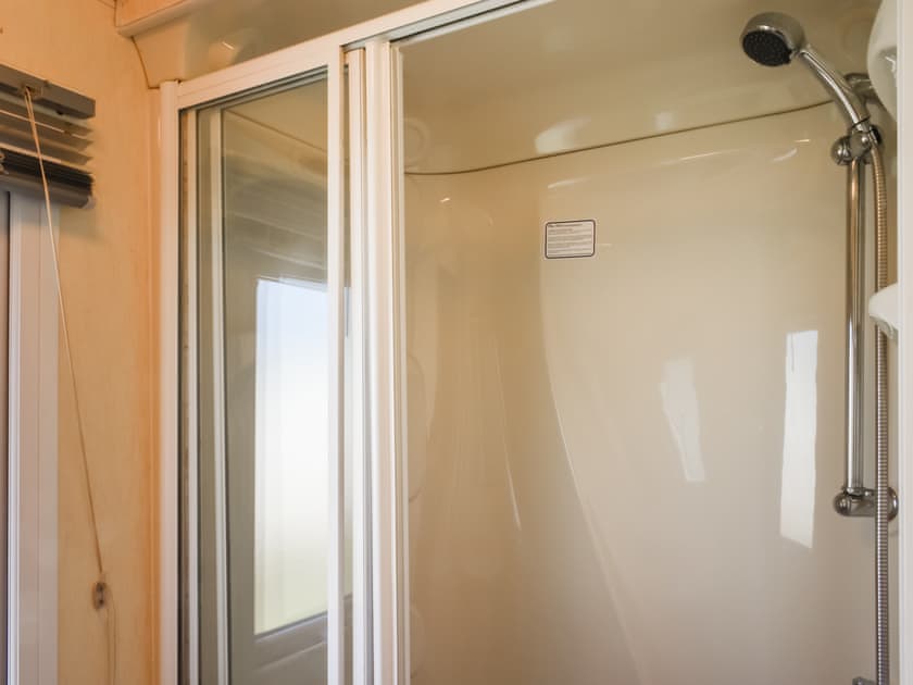 Bathroom | Suki’s Shore, Lancaster