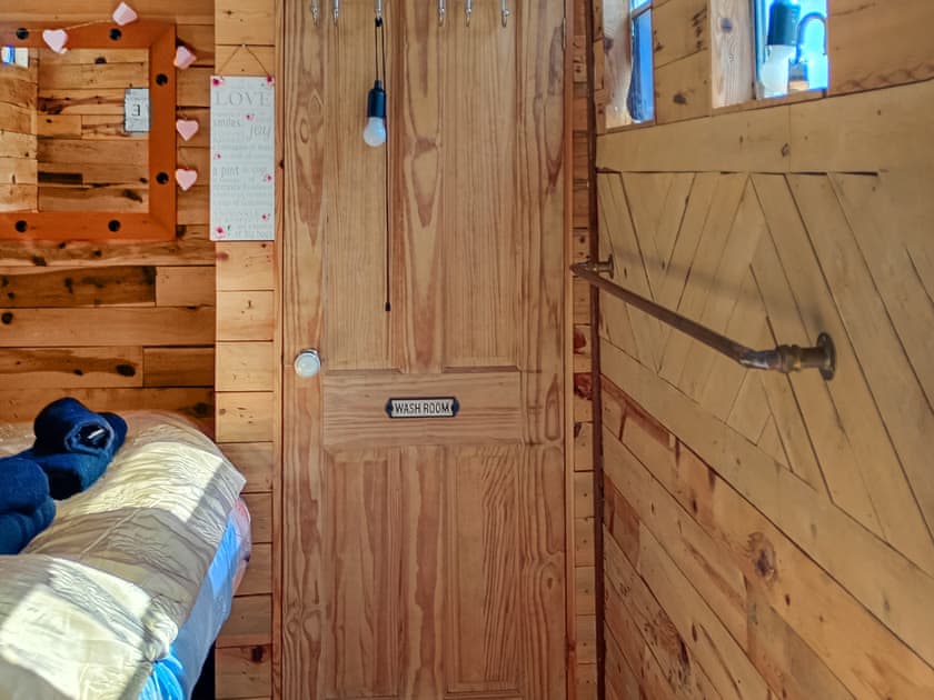 Interior | The BoxOasis Farm, Fareham