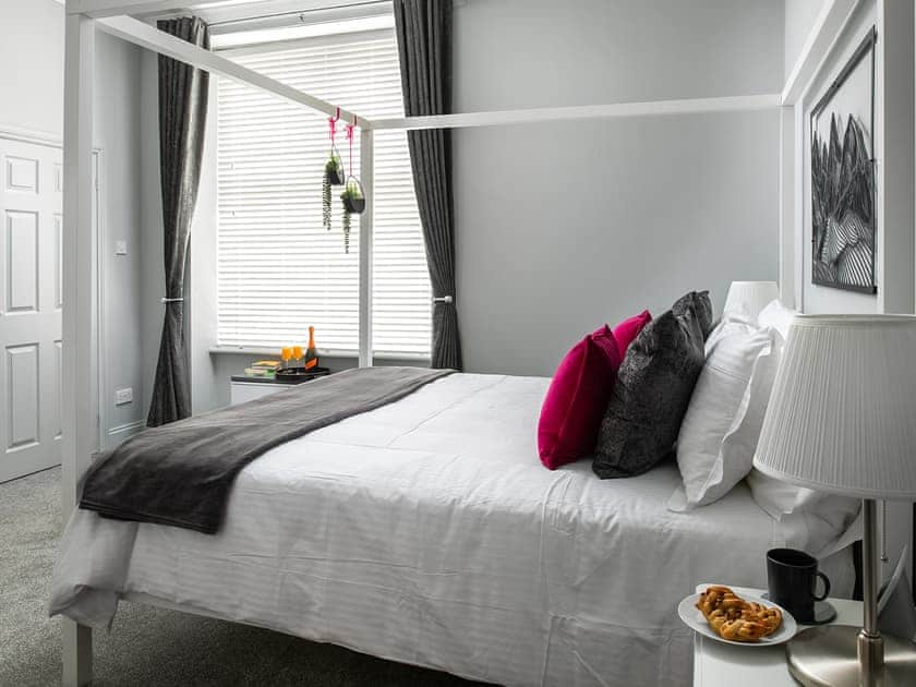 Double bedroom | Nythfa, Llanrwst, near Betws Y Coed